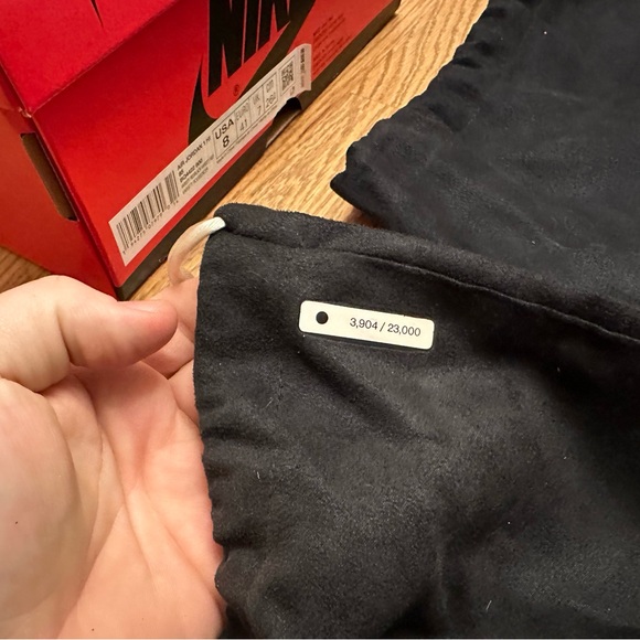 Jordan 1 Varsity ‘85s, size 8M US - Picture 3 of 7